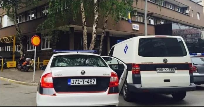 Maloljetnik putem Instagrama prijetio više osoba