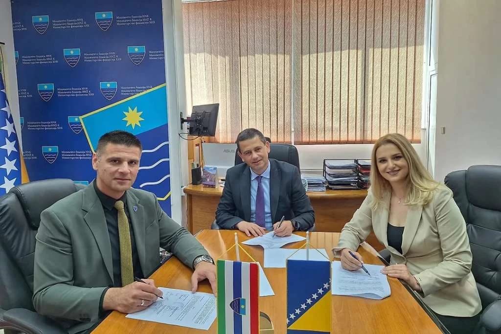 Potpisan ugovor o online plaćanju saobraćajnih kazni u HNK