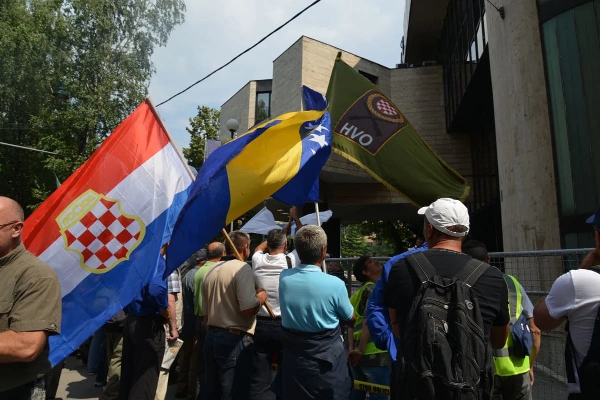 Lokmićevo ministarstvo podijelilo 450.000 KM boračkim udruženjima i savezima, ima ih koji su tražili i 220.000 KM