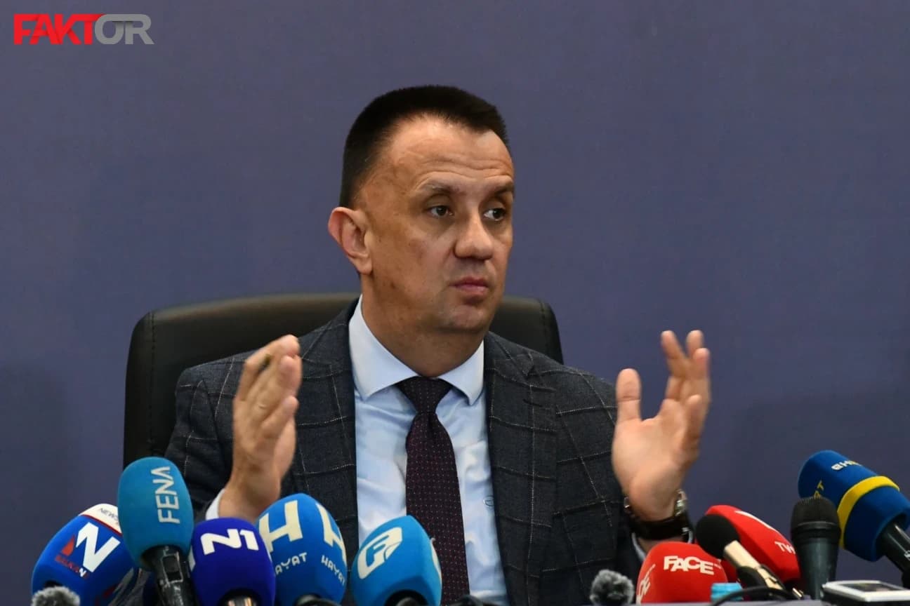 Vedran Lakić