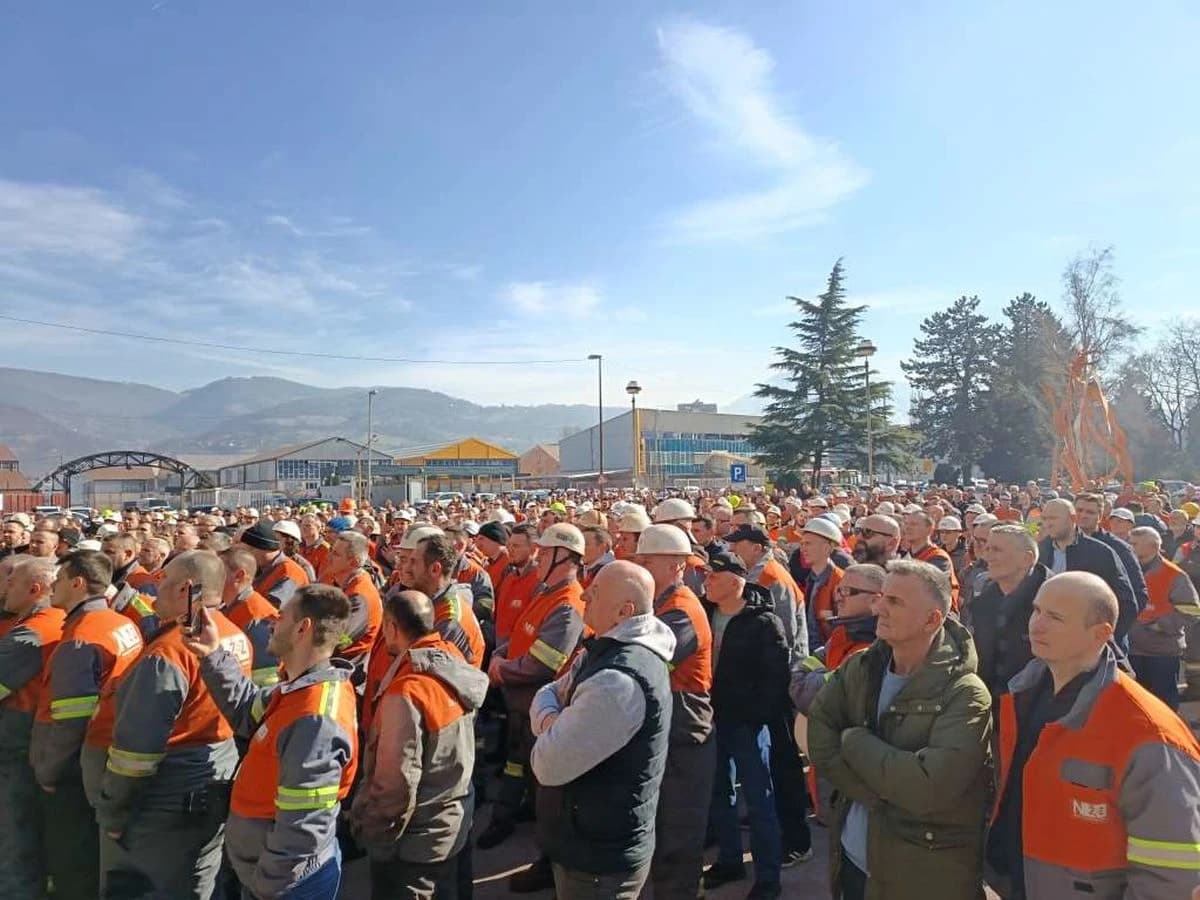 S jednog od proptesta radnika Nove Željezare Zenica