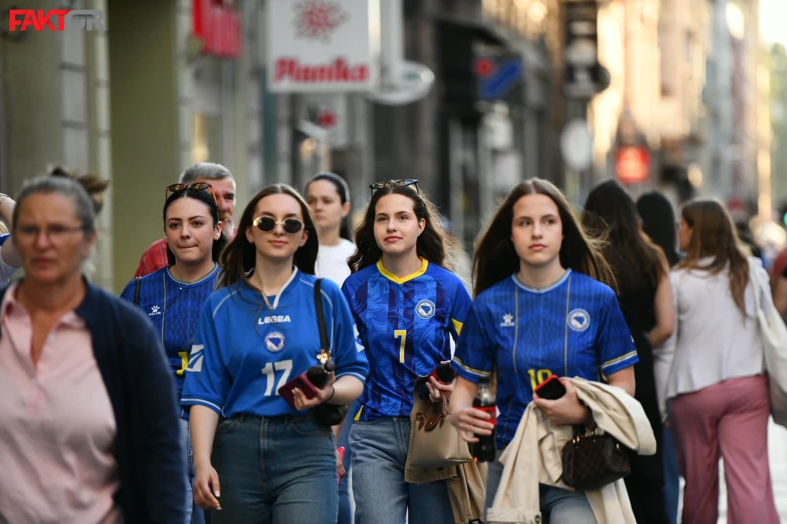 Sarajevo s nestrpljenjem očekuje utakmicu: Glavni grad BiH u znaku Zmajeva...