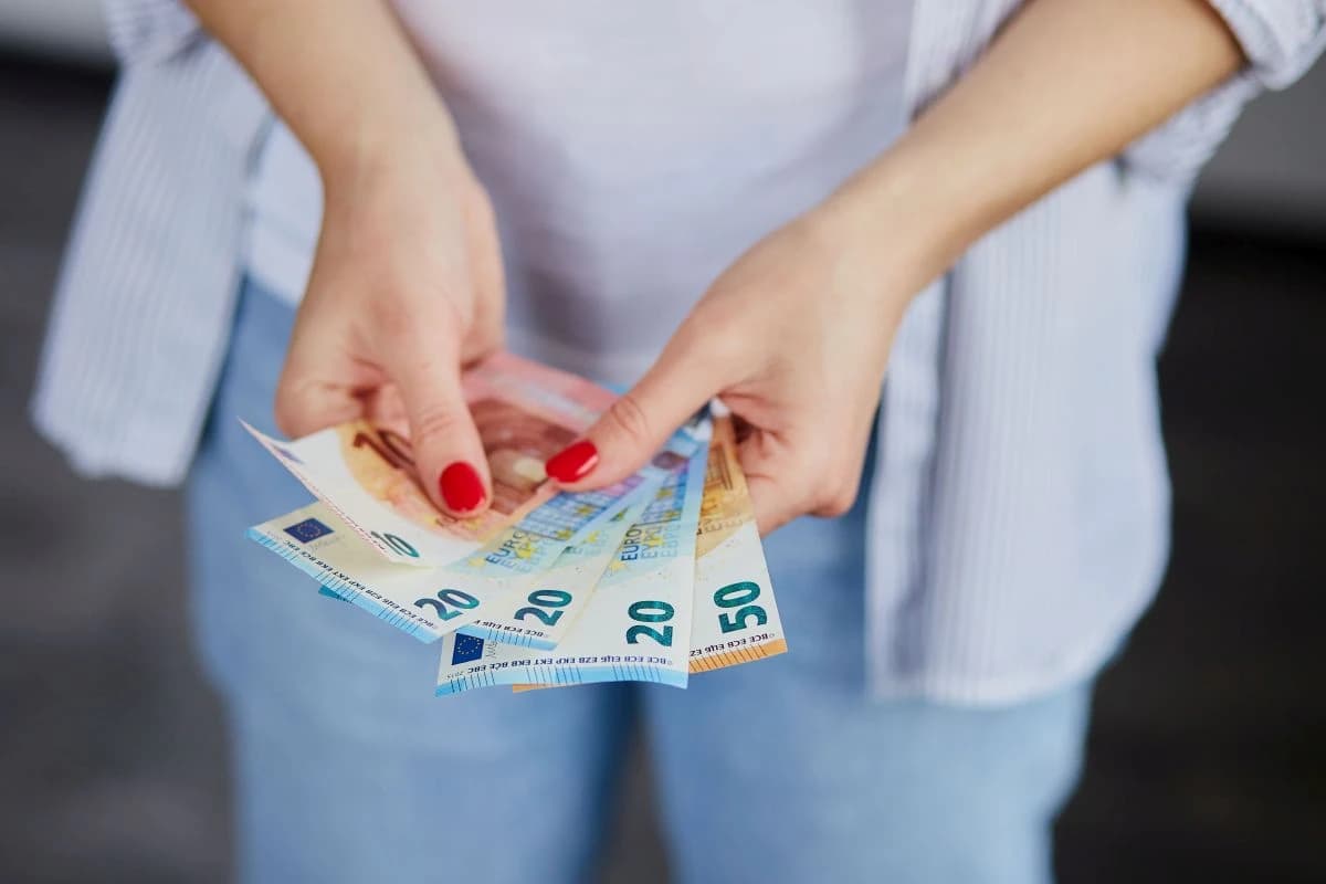 Ova tri horoskopska znaka u junu očekuje iznenadni novčani dobitak
