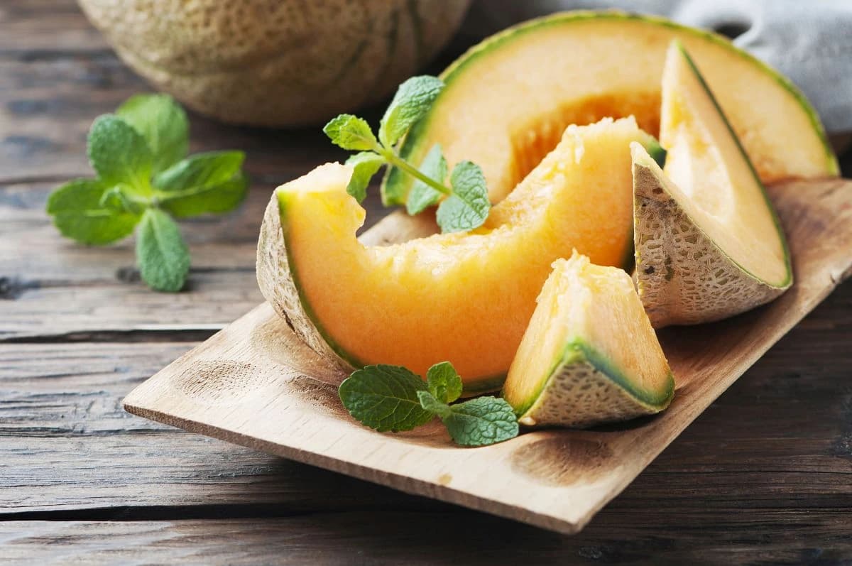 Već su stigle na pijace: Ova ljetna poslastica krije bogatstvo vitamina i minerala, kako izabrati zreli plod
