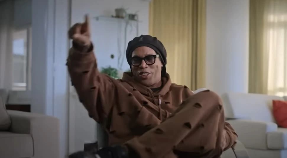 Vraća se Ronaldinho, potpisuje za klub iz Italije
