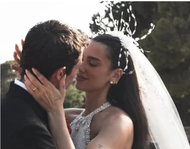 Dua Lipa podijelila prve fotografije sa vjenčanja sa Callumom Turnerom na Siciliji