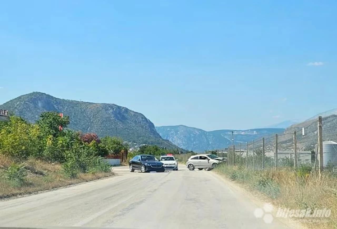 Saobraćajna nesreća kod Mostara, tri osobe povrijeđene