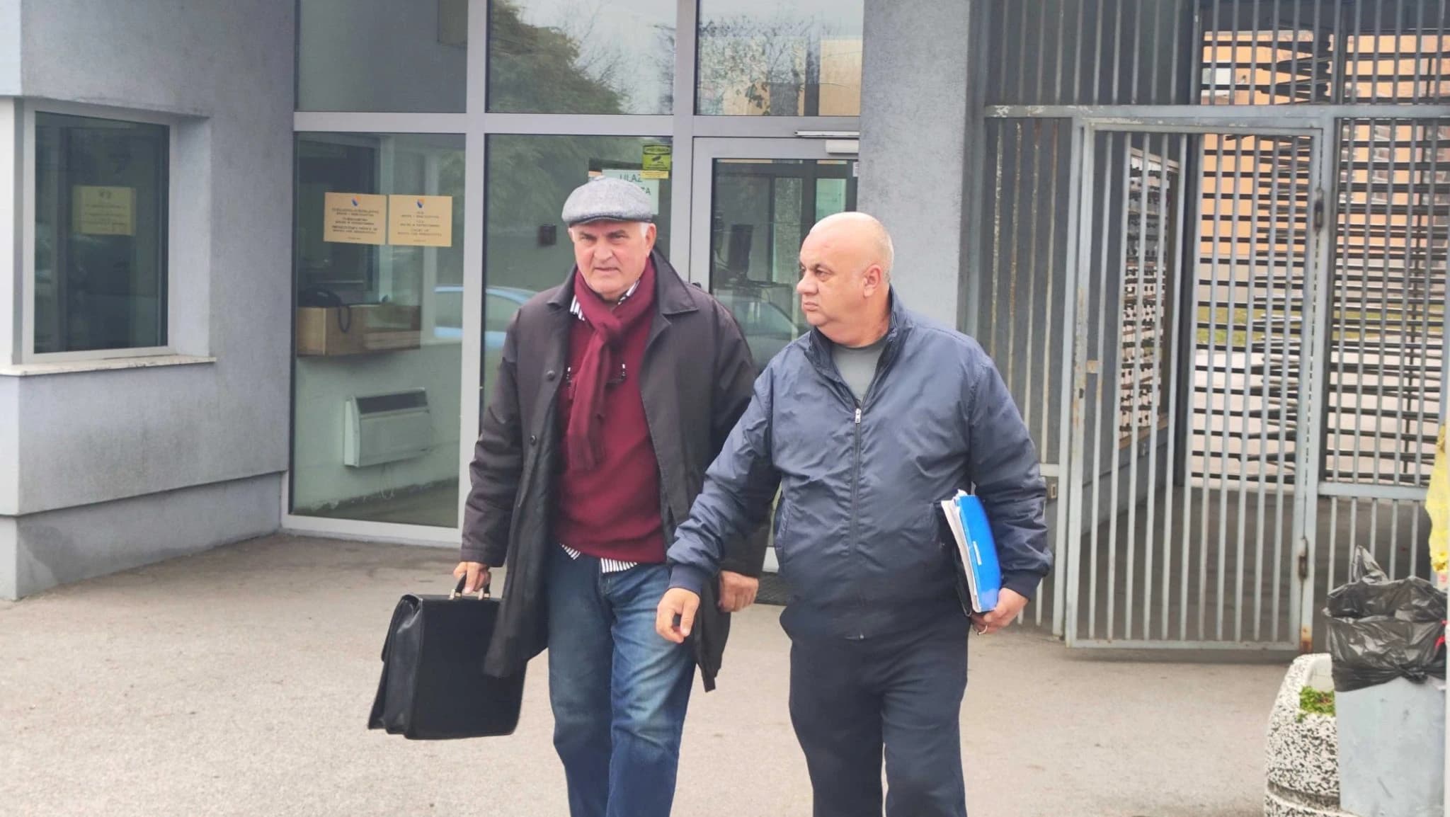Vojin Pavlović (desno) i njegov branilac Mirko Blagojević
