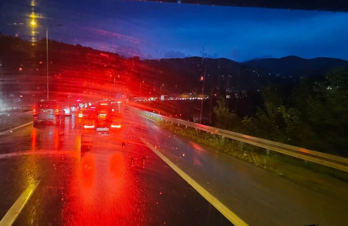 Kolona nakon nesreće