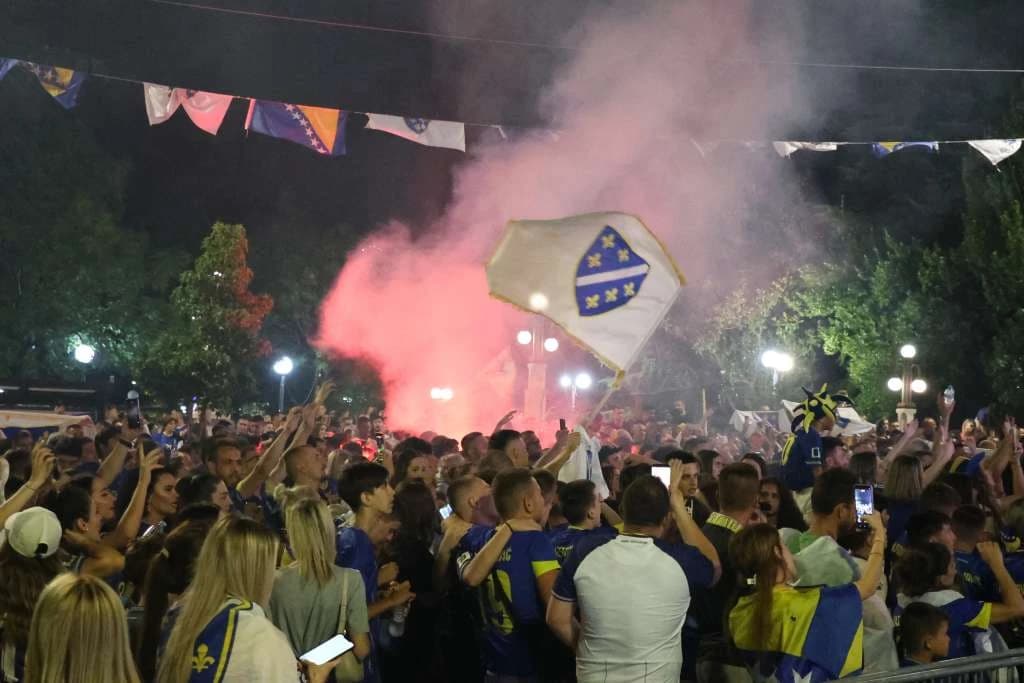 Mostar i večeras uz Zmajeve