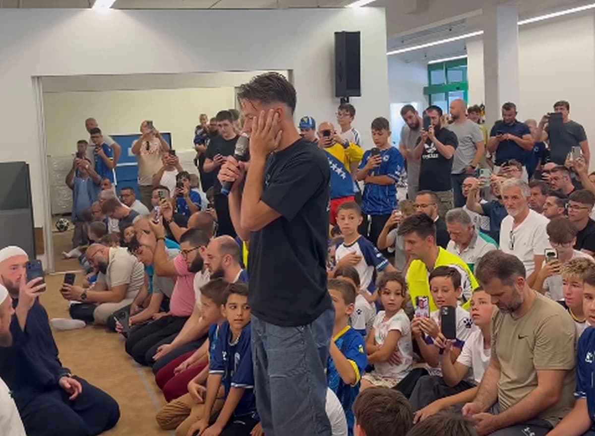 Amar Dedić učio ezan na dočeku u džematu u Grazu