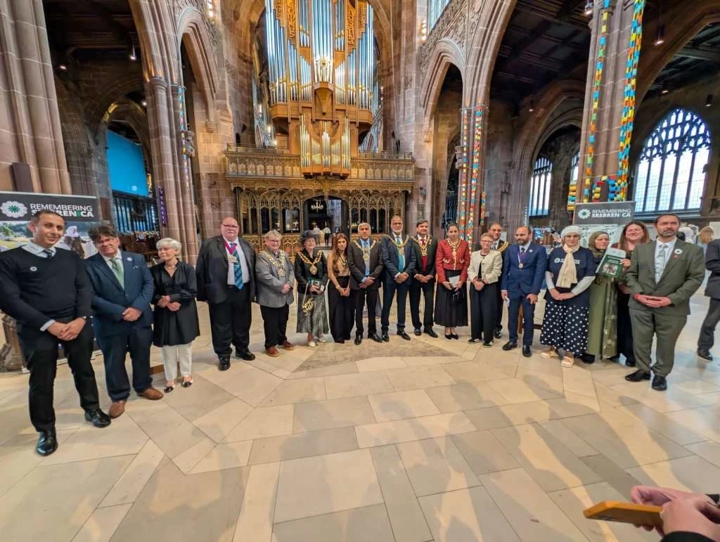 U Katedrali u Manchesteru odata počast žrtvama genocida u Srebrenici