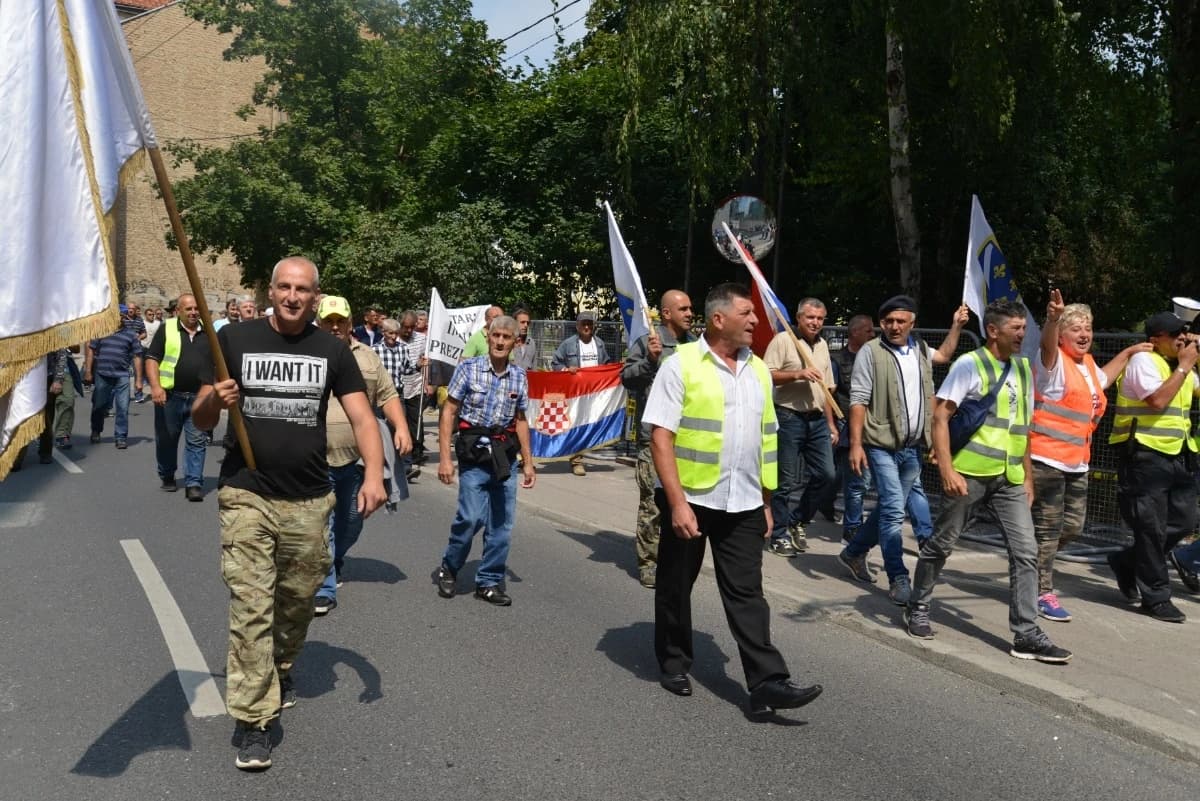 Šta je sa izdavanjem identifikacijskih kartica za borce, a što je zakonska obaveza Ministarstva za boračka pitanja FBiH