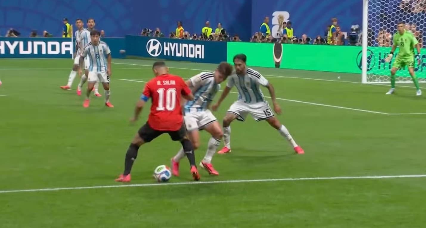 Collina o odlukama koje su podigle prašinu: Da li je Egipat pokraden protiv Argentine?