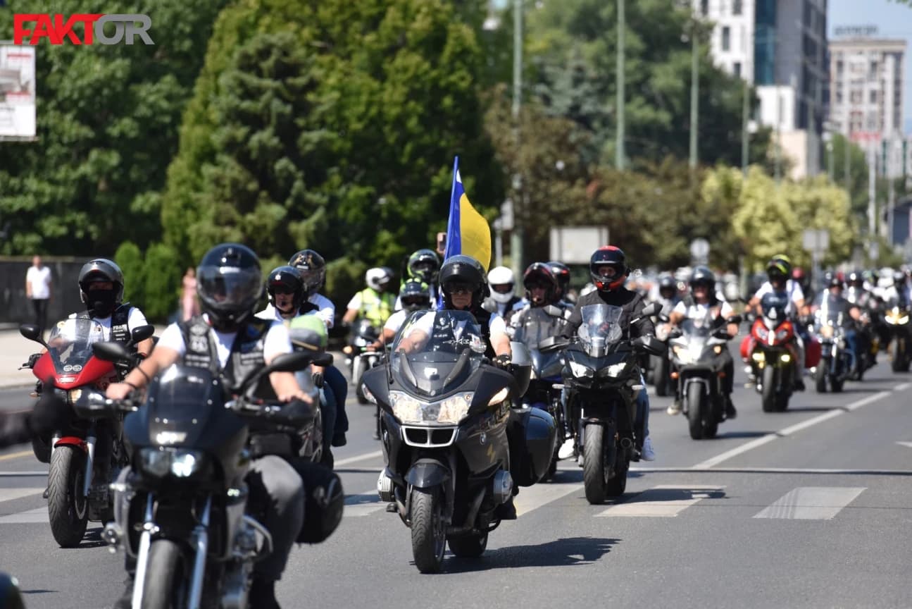 Hiljade motociklista iz BiH i svijeta prodefilovale Sarajevom na putu za Potočare