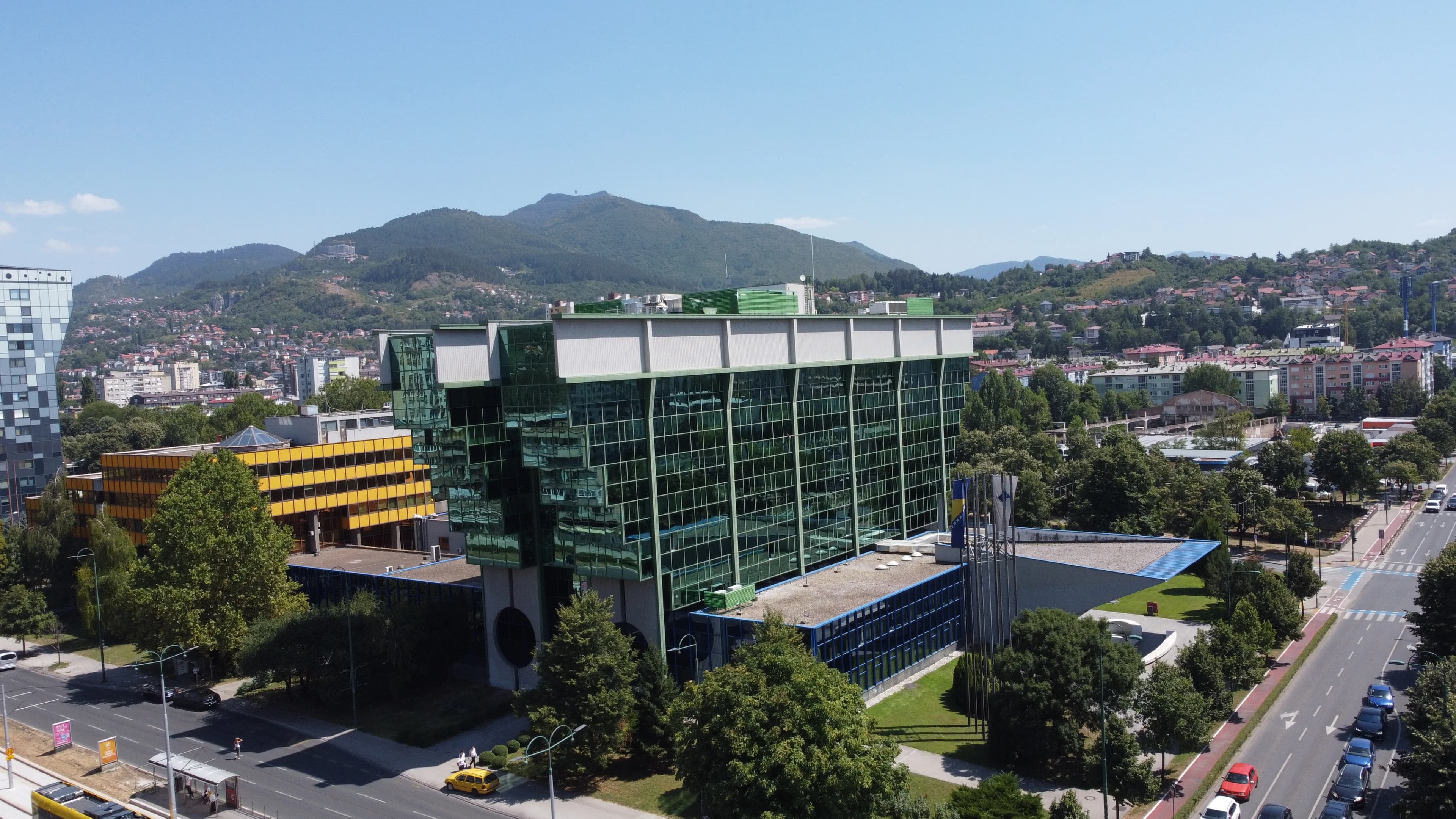 Kako je Vlada FBiH prespavala propast Elektroprivrede