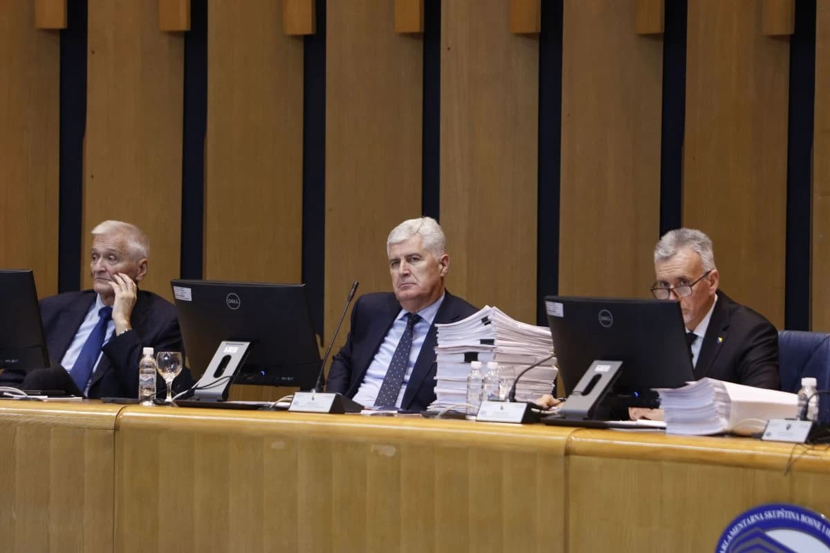 Špirić, Čović i Ademović formalni predlagači