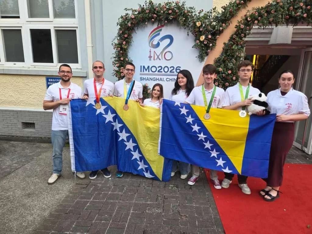 Učenici iz BiH na matematičkoj olimpijadi u Šangaju osvojili zlato, srebro i bronzu