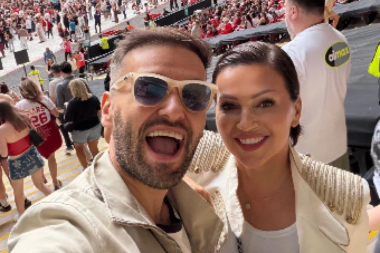 Nina Badrić s biznismenom na koncertu Brune Marsa: "Oženi me, oženi mee..."