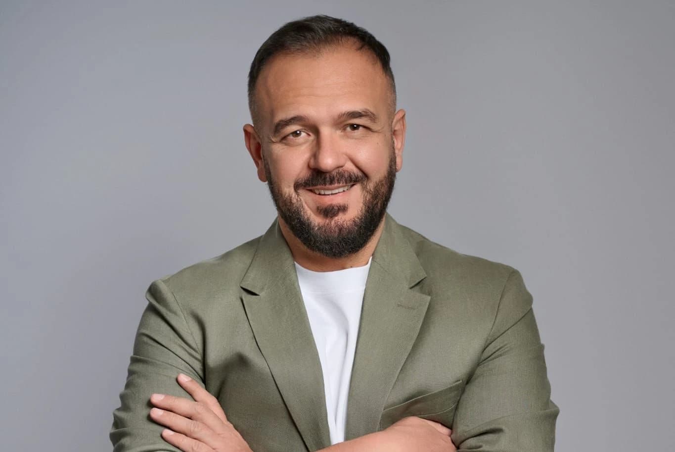 "Crveni karanfili" ponovo cvjetaju: Tarik Stambolić predstavio modernu verziju legendarnog hita