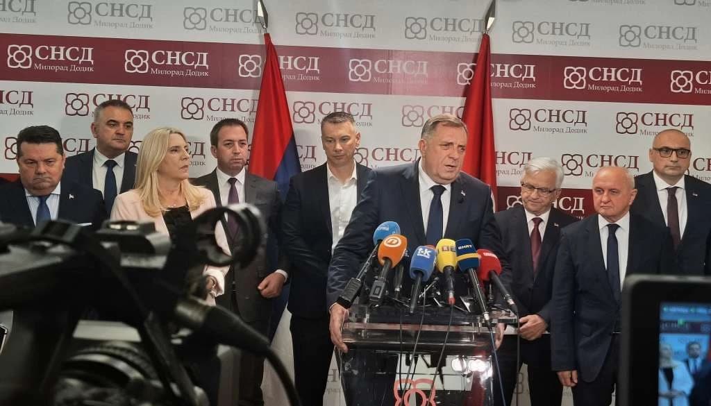Šta otkrivaju milionski ugovori Republike Srpske u Washingtonu i šta kaže Ustav BiH?