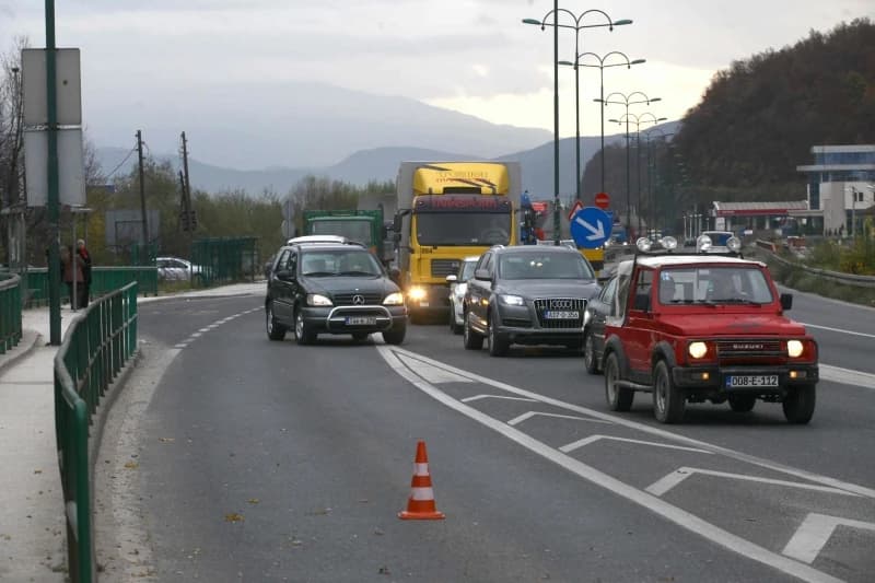 Automobili, ilustracija 