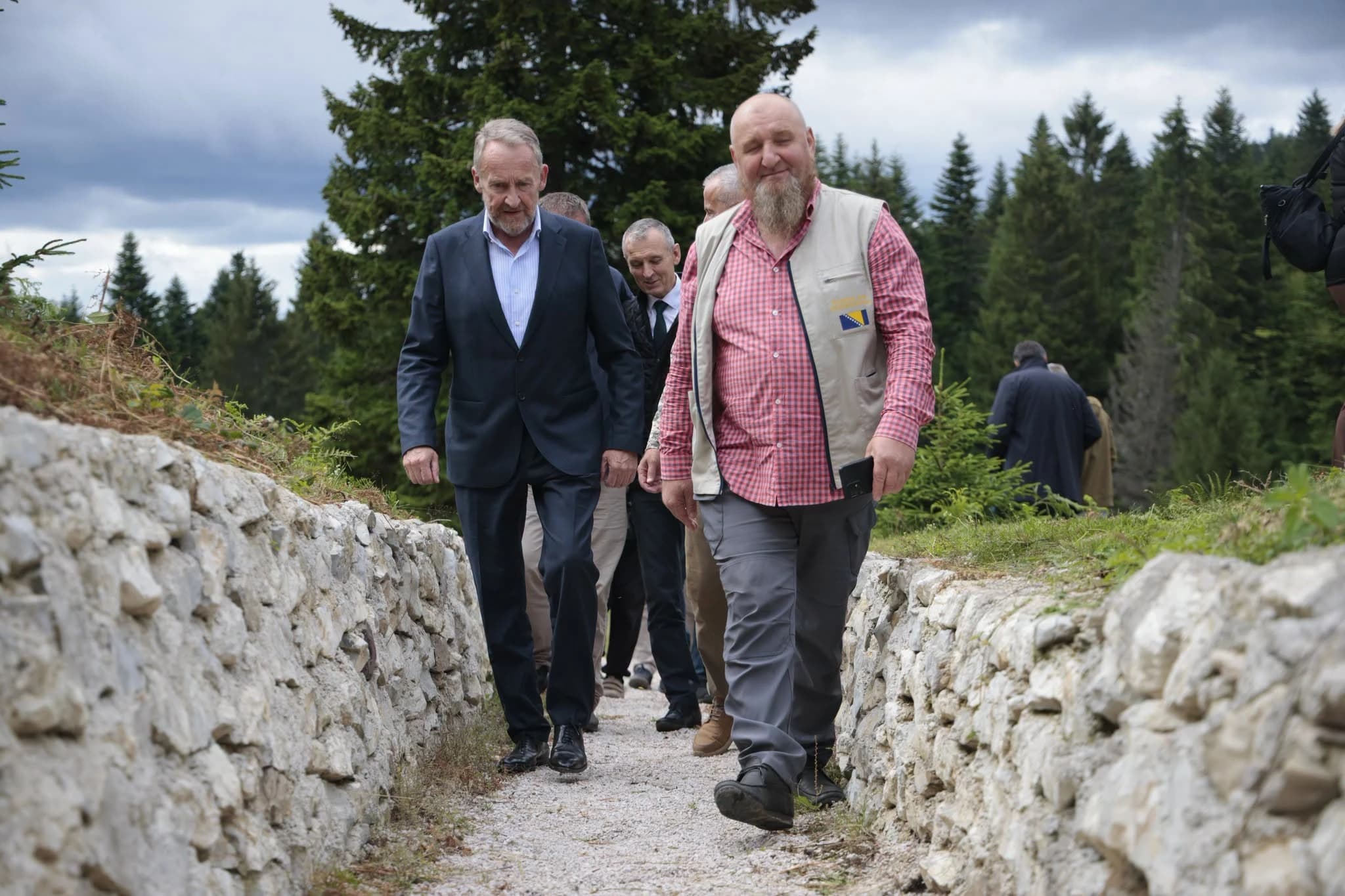 Izetbegović u Javorju kod Zenice: Nijedan momenat u historiji Bosne nije vrijedan ponosa kao odbrana od agresije