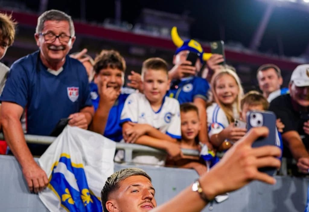 Muharemović sa Leedsom u Floridi, na tribinama kao da igra reprezentacija BiH