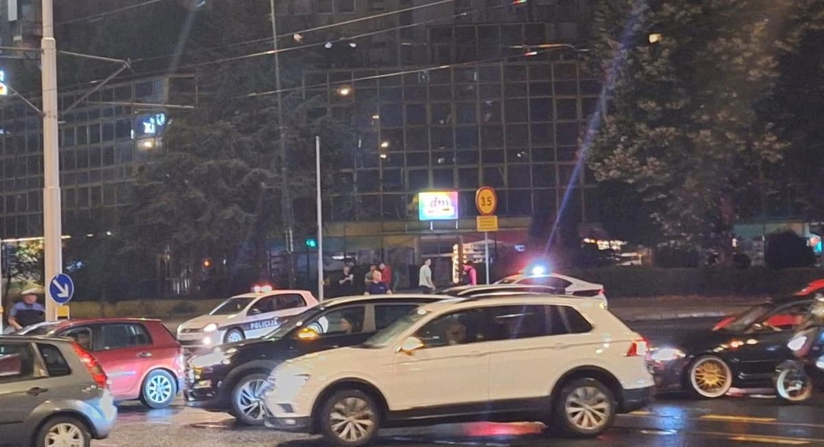Sarajevo: Na Malti udaren pješak, saobraćaj prema Ilidži obustavljen