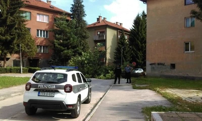 Provjerava se povezanost: Na kafić u Vitezu bačena bomba, u Novom Travniku ukraden i zapaljen golf