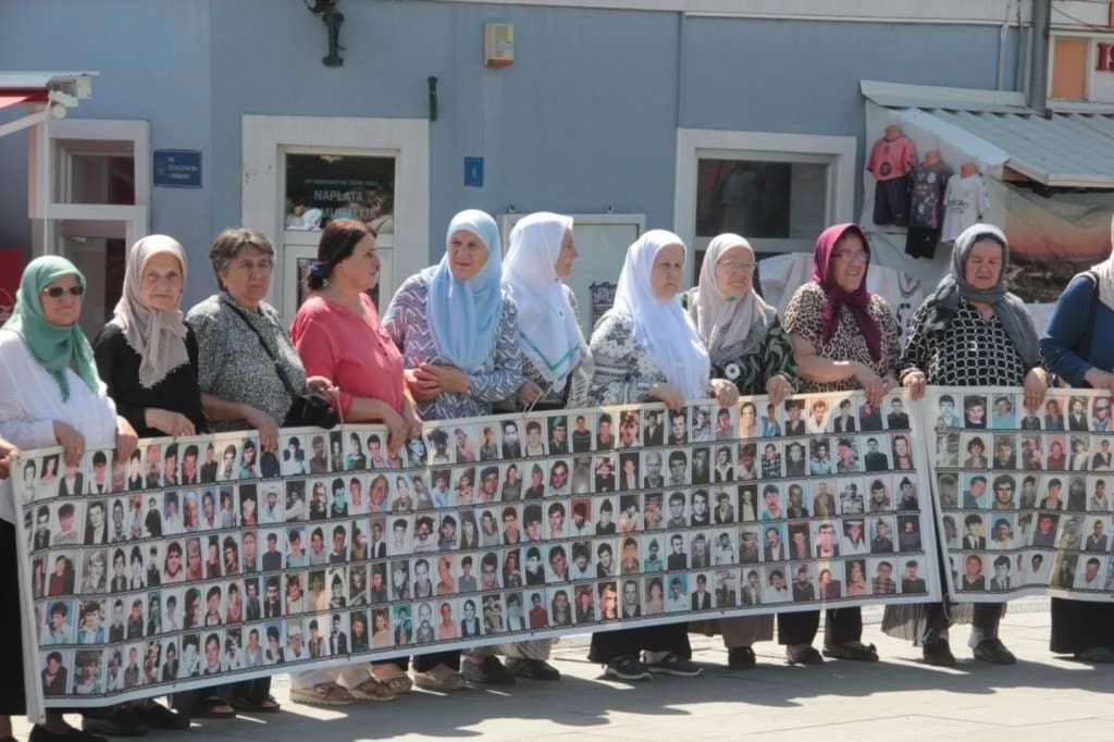 Majke su poručile da zločinci moraju biti kažnjeni