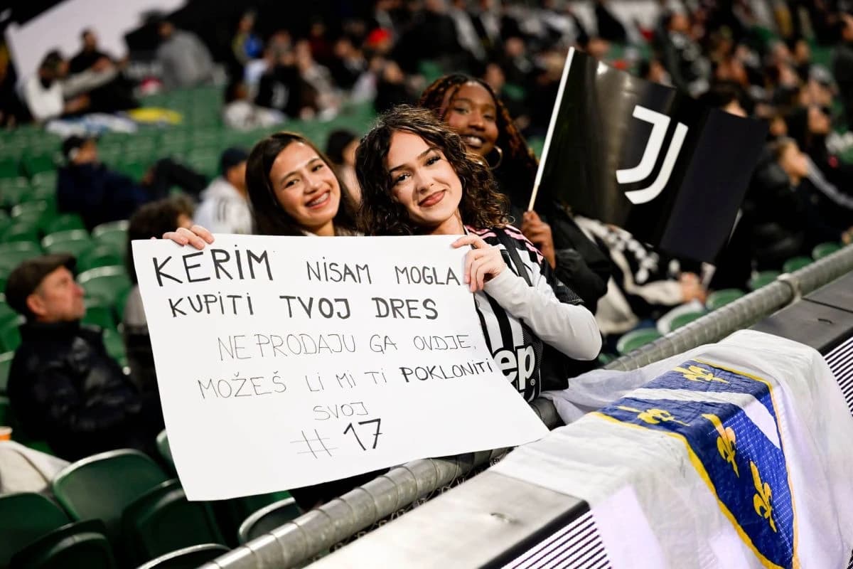 Juventus zbog Kerima Alajbegovića objavio fotografiju navijačica sa ljiljanima