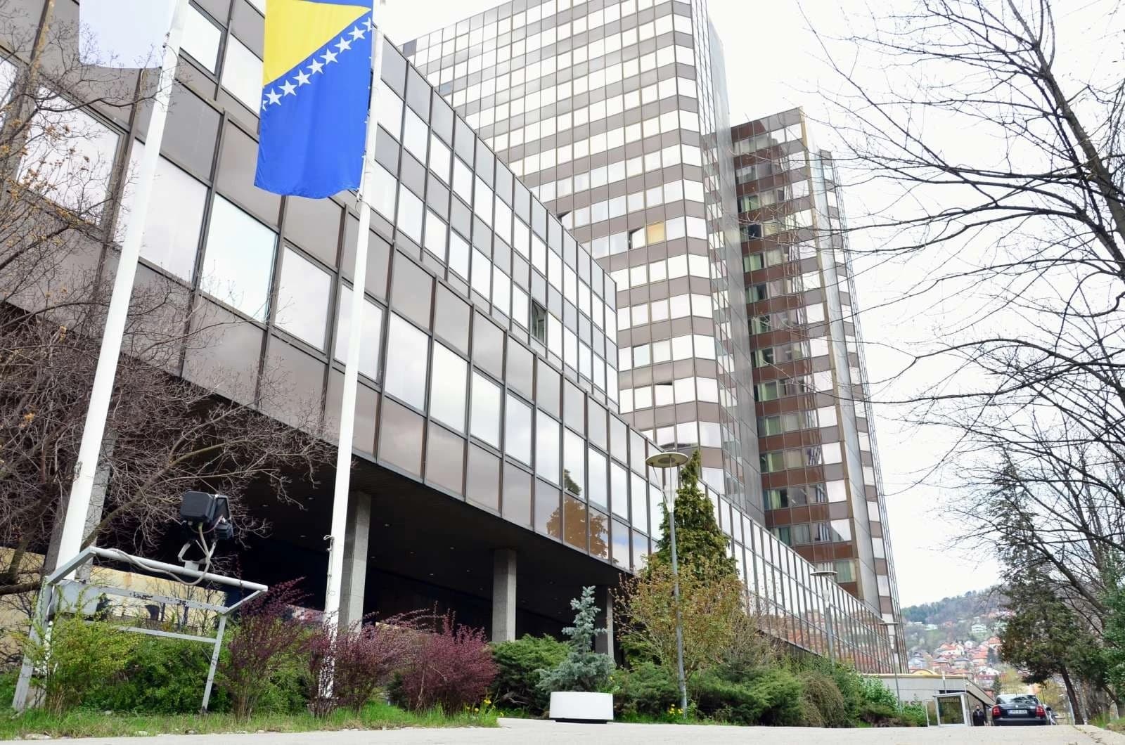 Sistem koji provjerava sve osim sebe: Kako je Elfada Gutić spajala funkcije izvršne i zakonodavne vlasti