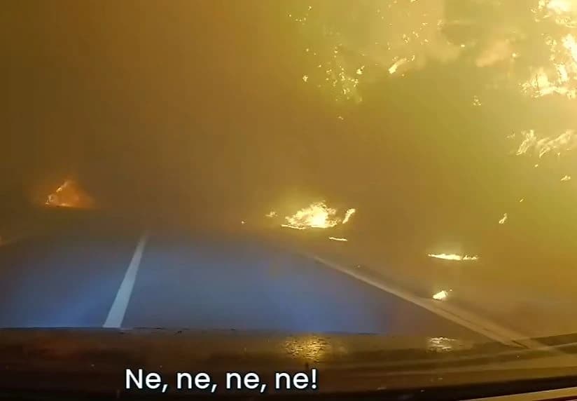 Dramatičan video iz Omiša: Mađari s trogodišnjim djetetom autom prošli kroz vatru, snimak kao da je iz pakla