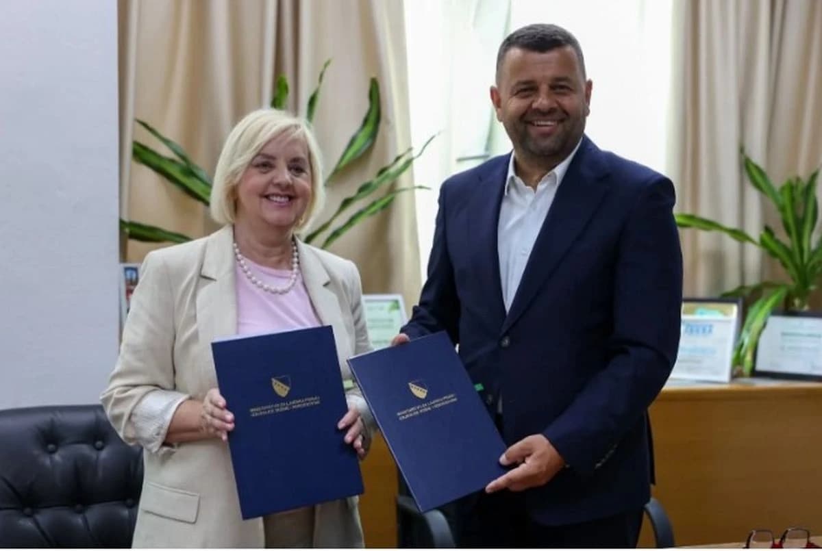 Potpisan memorandum o zaštiti novinara: 20.000 KM ide za plaćanje advokata