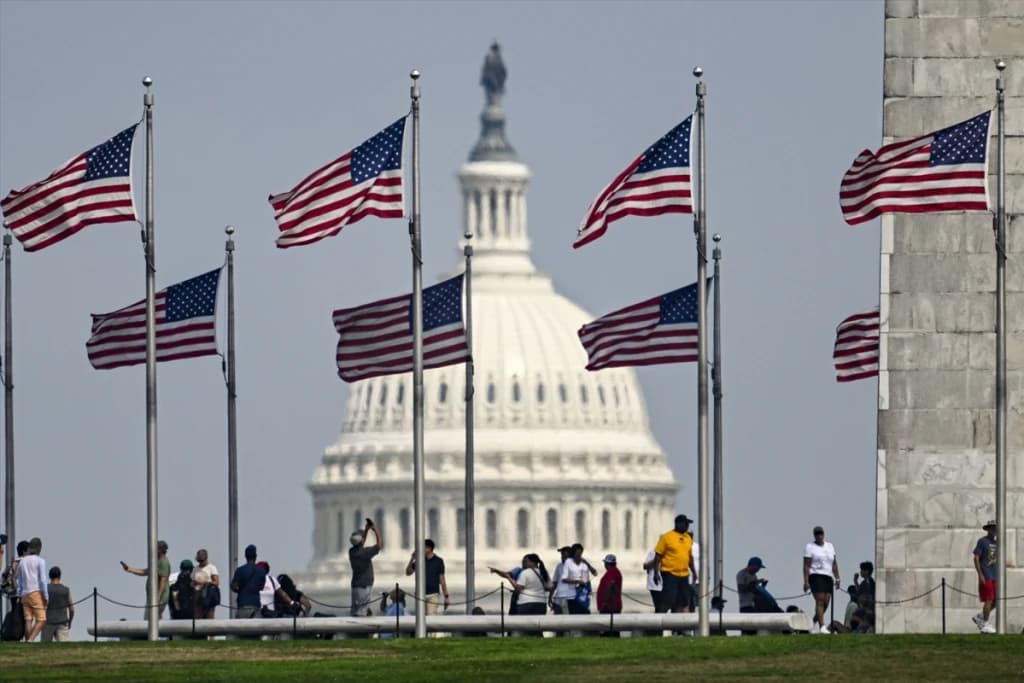 Od Covida do Irana: Američki magazin tvrdi da Washington sam proizvodi krize koje potom pokušava riješiti