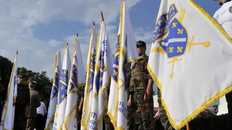 SDA: Apelacija ustavnom sudu je spremna, simboli Armije RBiH ne smiju biti zabranjeni