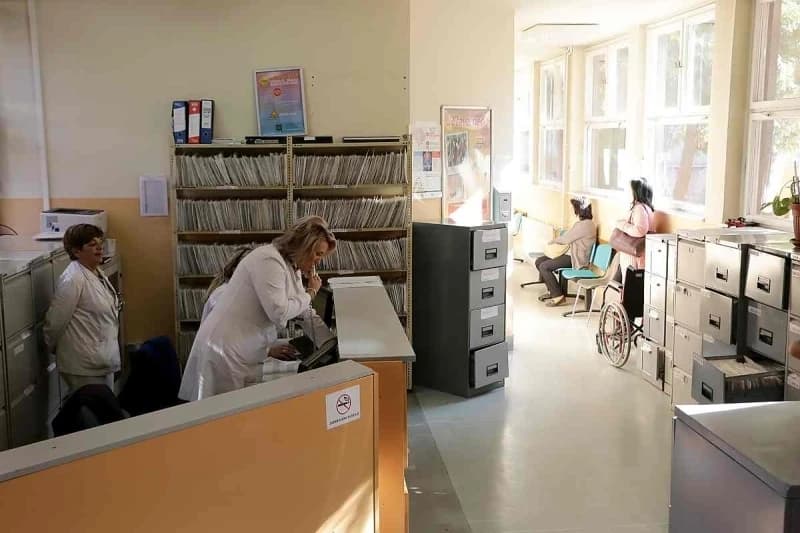 Vatreš tvrdi da se na sestre u KCUS-u i Općoj bolnici vrši pritisak da napuste sindikat: Šalju i prijeteće poruke