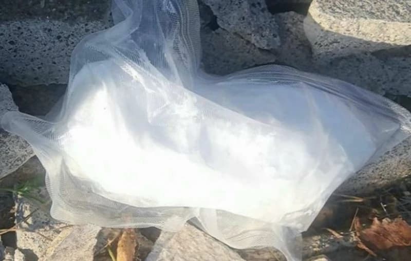 Policija pronašla dva kilograma spida pored željezničke pruge u Lašvi