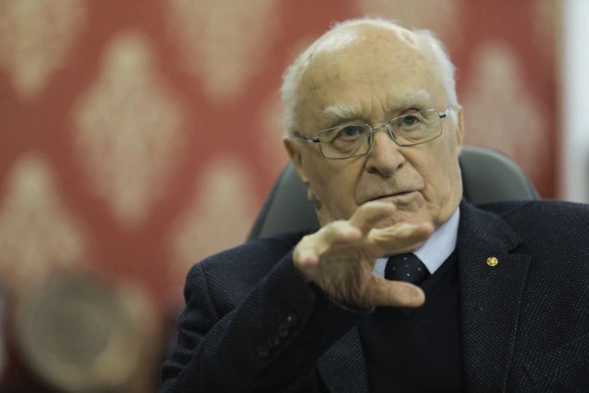 Raif iz drugog ugla: Kako je Dizdarević rušio Pozderce i potpomogao Miloševićevu dominaciju