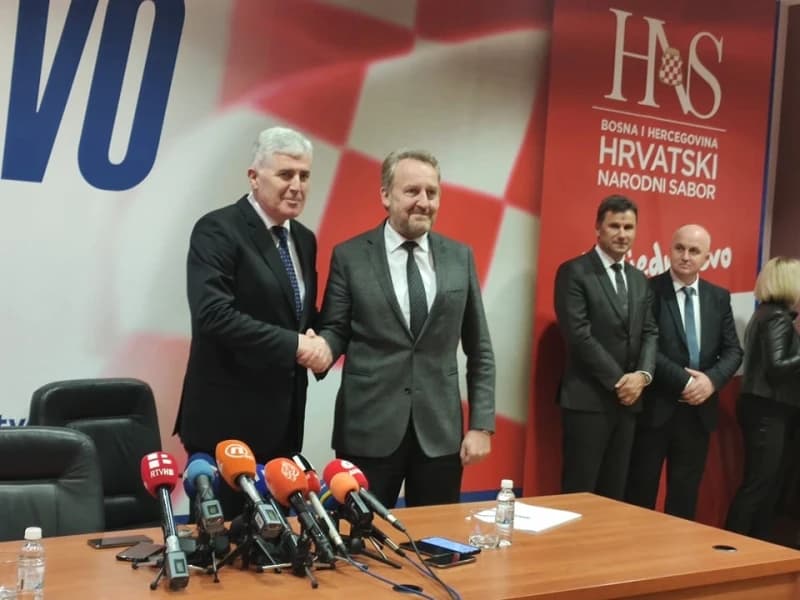 Izetbegović nakon sastanka sa Čovićem: SDA i HDZ treba da imaju zajednički odgovor na krizu u BiH