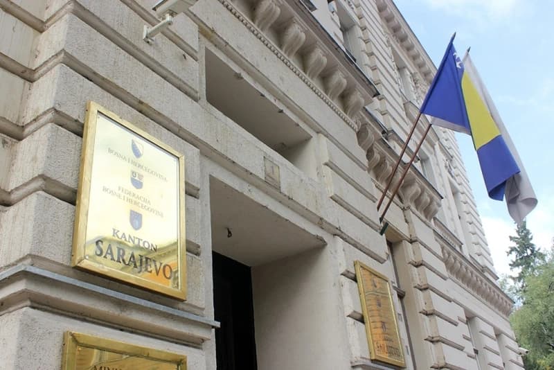 U KS se odgađaju edukacije, ispiti, seminari, konferencije, takmičenja i polaganje vozačkih ispita