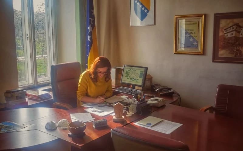 Ambasadorica BiH u Češkoj reprezentaciju preusmjerila za pomoć bh. studentima