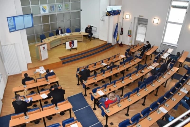 Kanton Sarajevo: ZZO prebacuje 8 miliona KM za borbu protiv korone