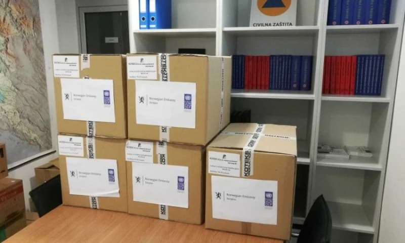 Isporučeno hiljadu zaštitnih odijela za medicinsko osoblje u HNK