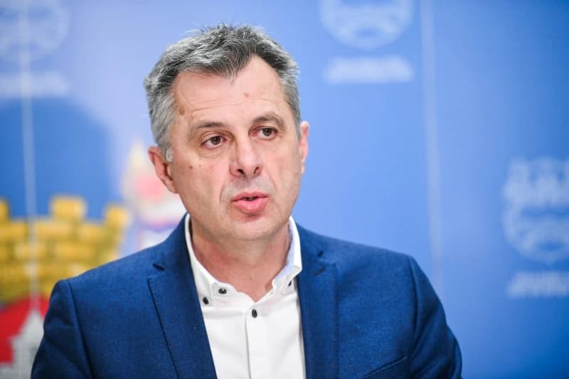 Gradonačelnik Banje Luke istakao: MUP istražuje dezinformacije o masovnoj zarazi na jednoj slavi