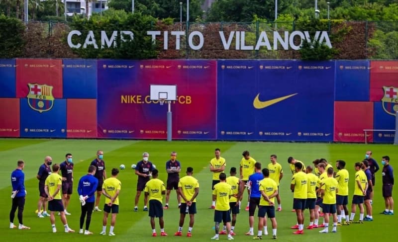 Drama na Nou Campu: Nastala panika kada se saznalo da pet igrača Barcelone ima koronavirus