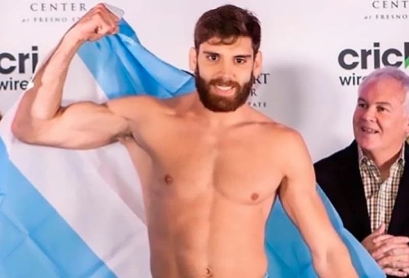 MMA borac upucan u grudi nakon borbe s dvojicom pljačkaša