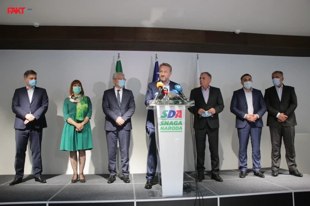 Bakir Izetbegović: Sa SDA problem može imati samo krivosuđe, Tužilaštvo i VSTV su pristrasni