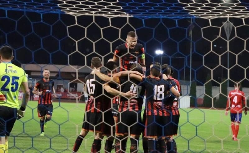 Javni poziv: FK Sloboda prodaje glasačka prava